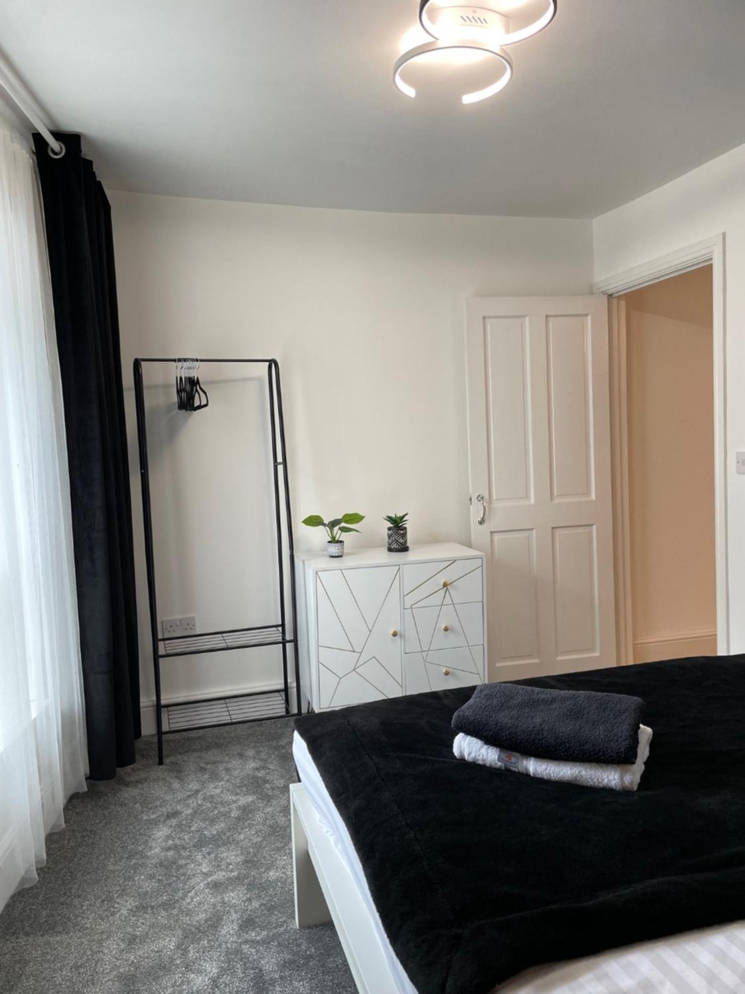 Flat 1 Lampeter Exterior foto